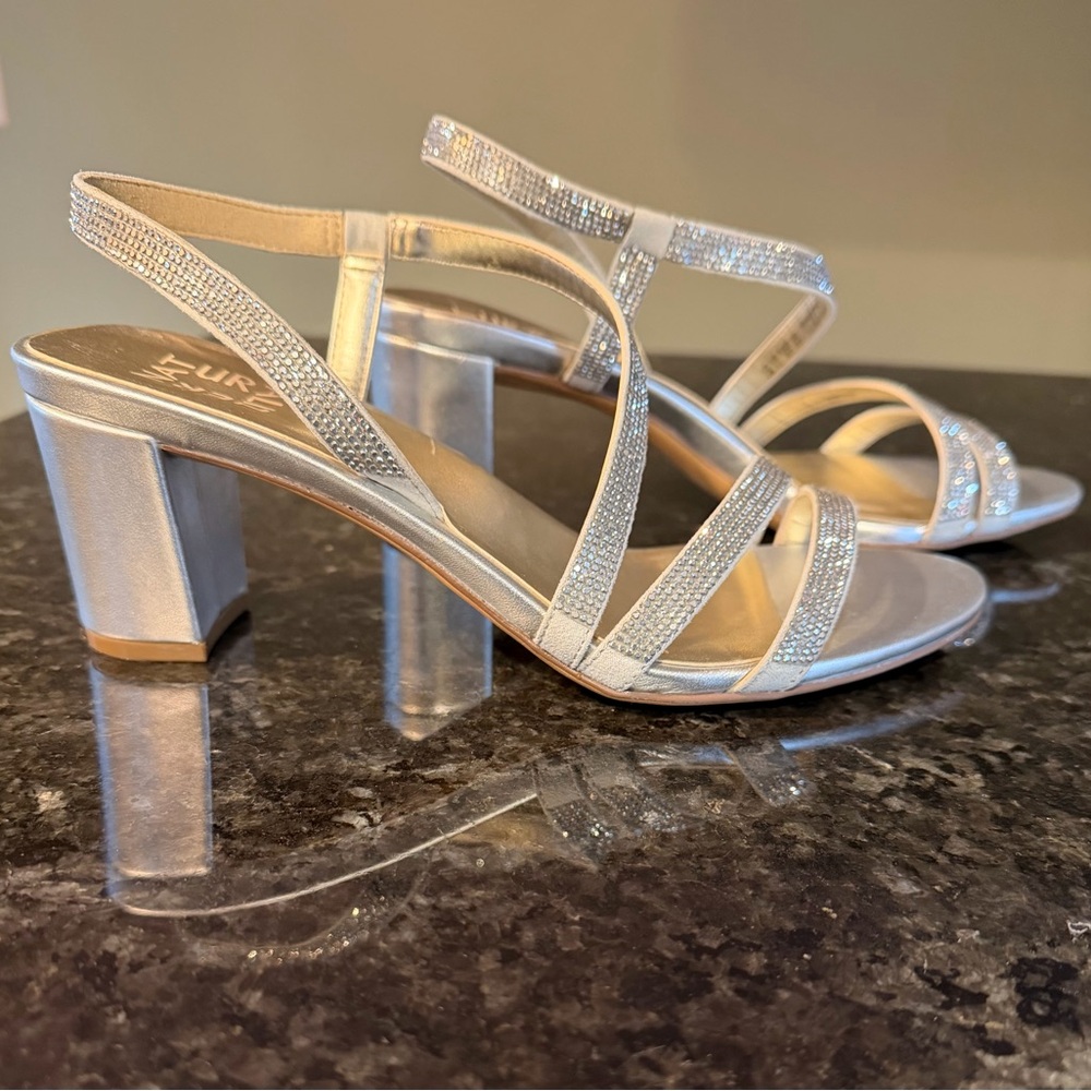 Silver Rhinestone High Heels ~ Naturalizer Woman’s Size 8 1/2M